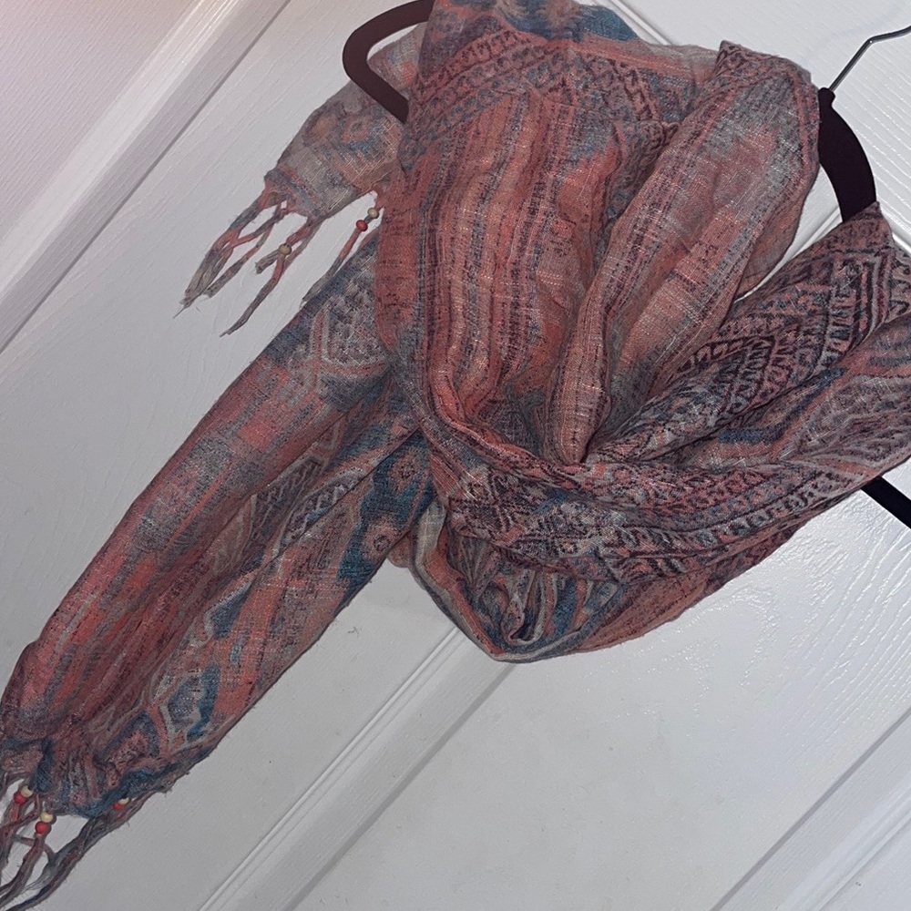 Like new maurices scarf❣️